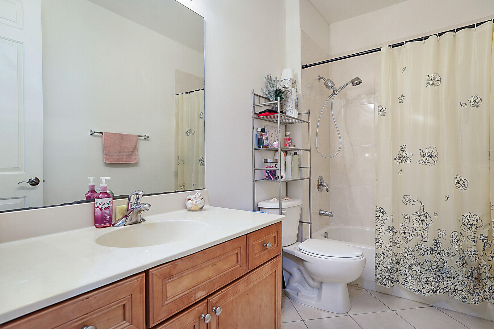 CITYSIDE CONDO - Residential