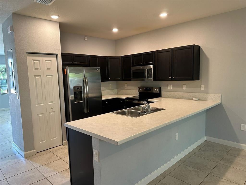 COCO PALM ESTATES - Residential