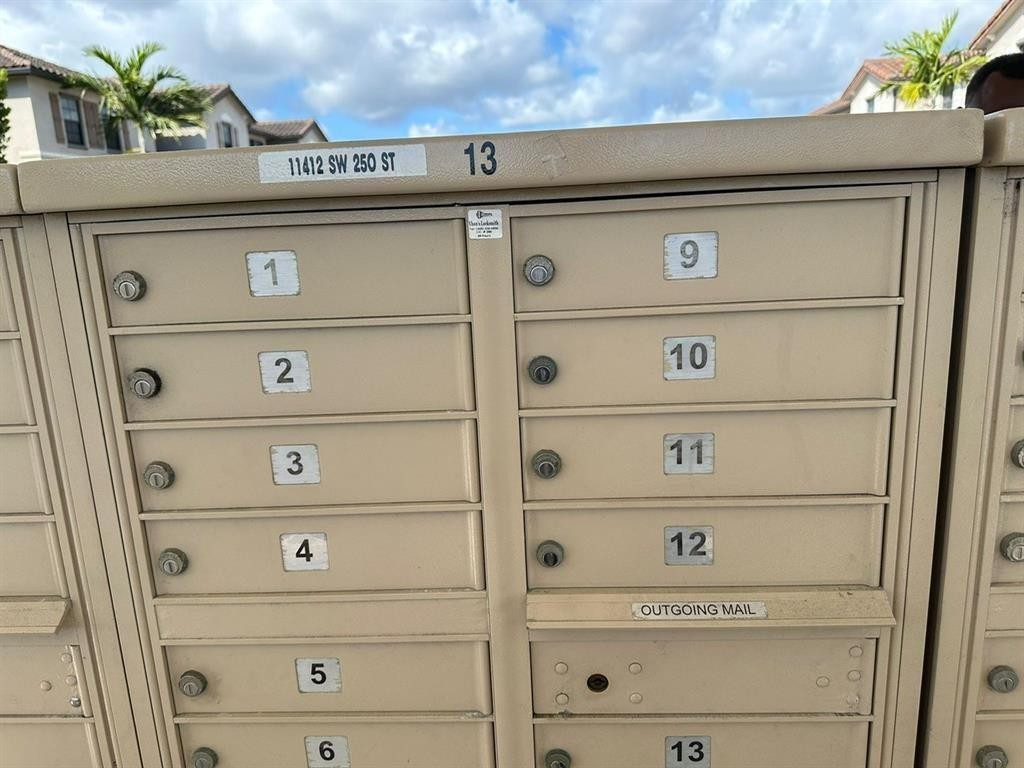 COCO PALM ESTATES - Residential