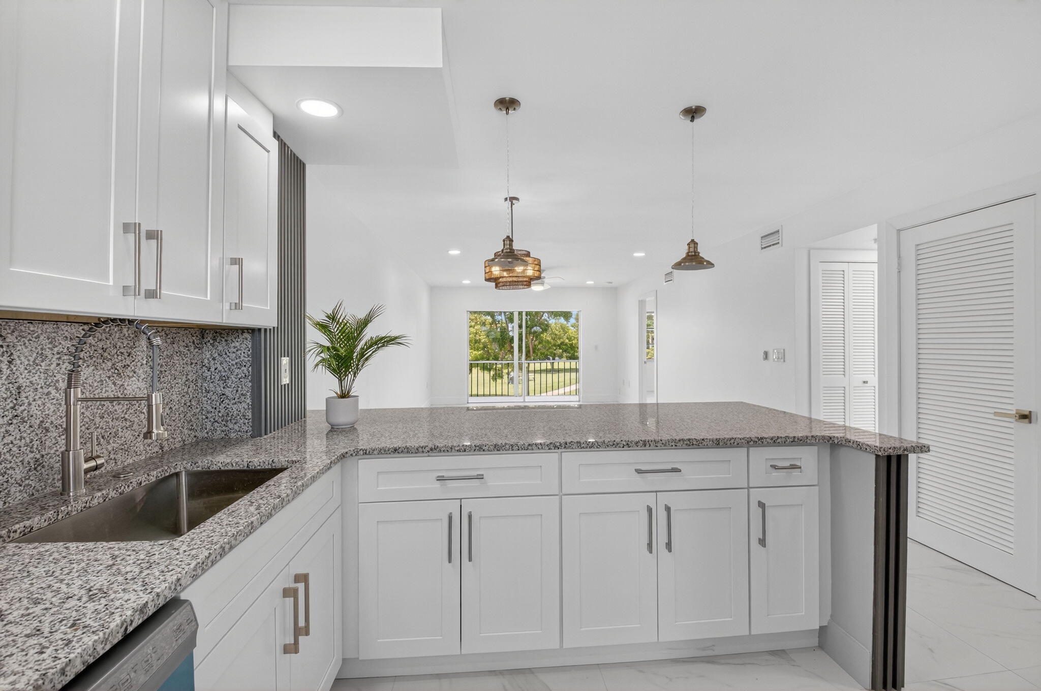 9886 Marina Boulevard 622