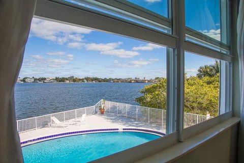301 Croton Avenue 205 Lantana FL 33462