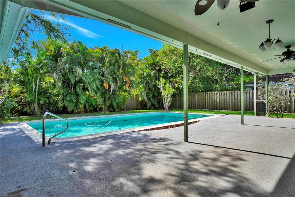 Royal Palm Estates Sec Th - Residential