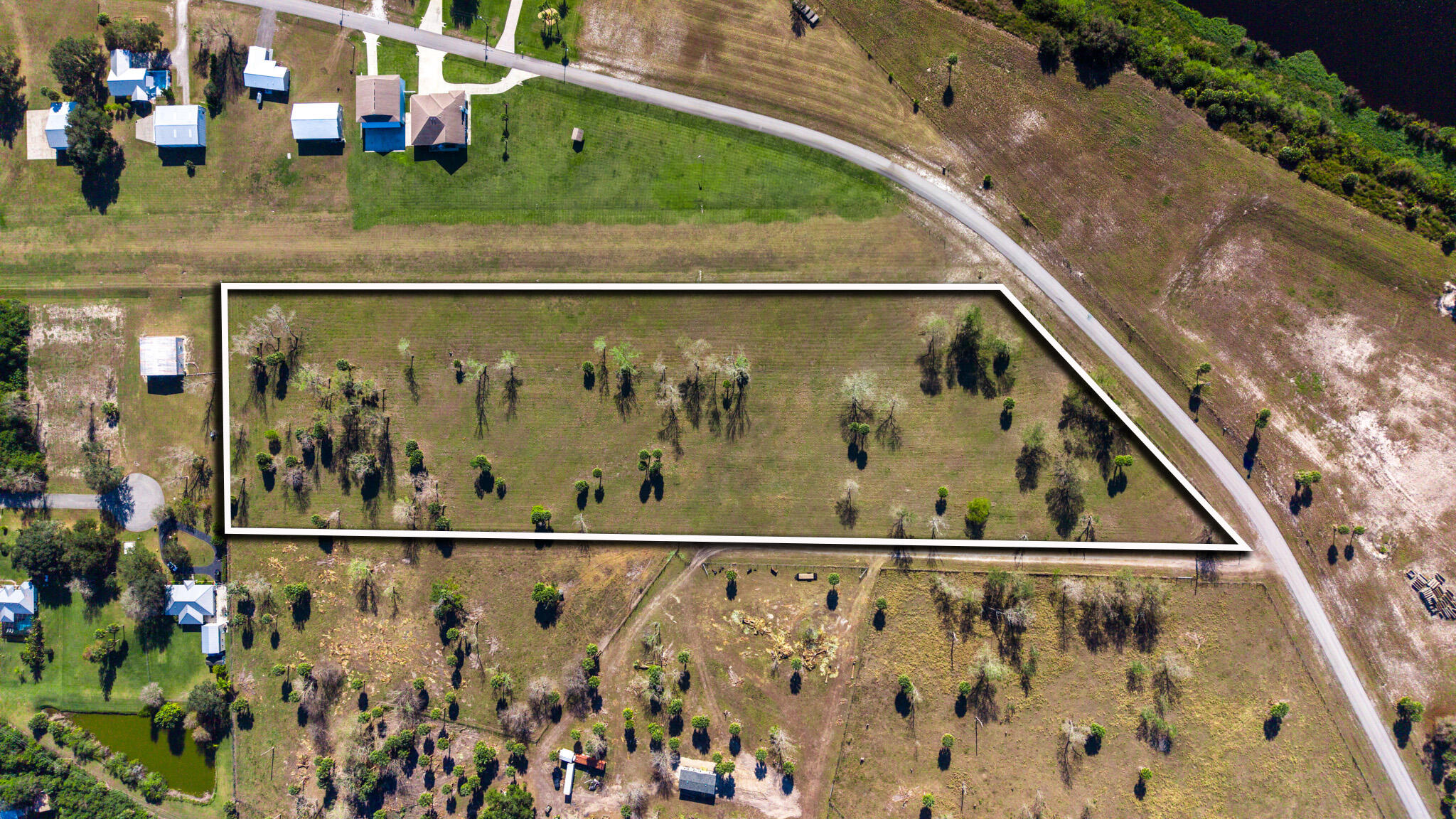 RIVER OAK ACRES - Land