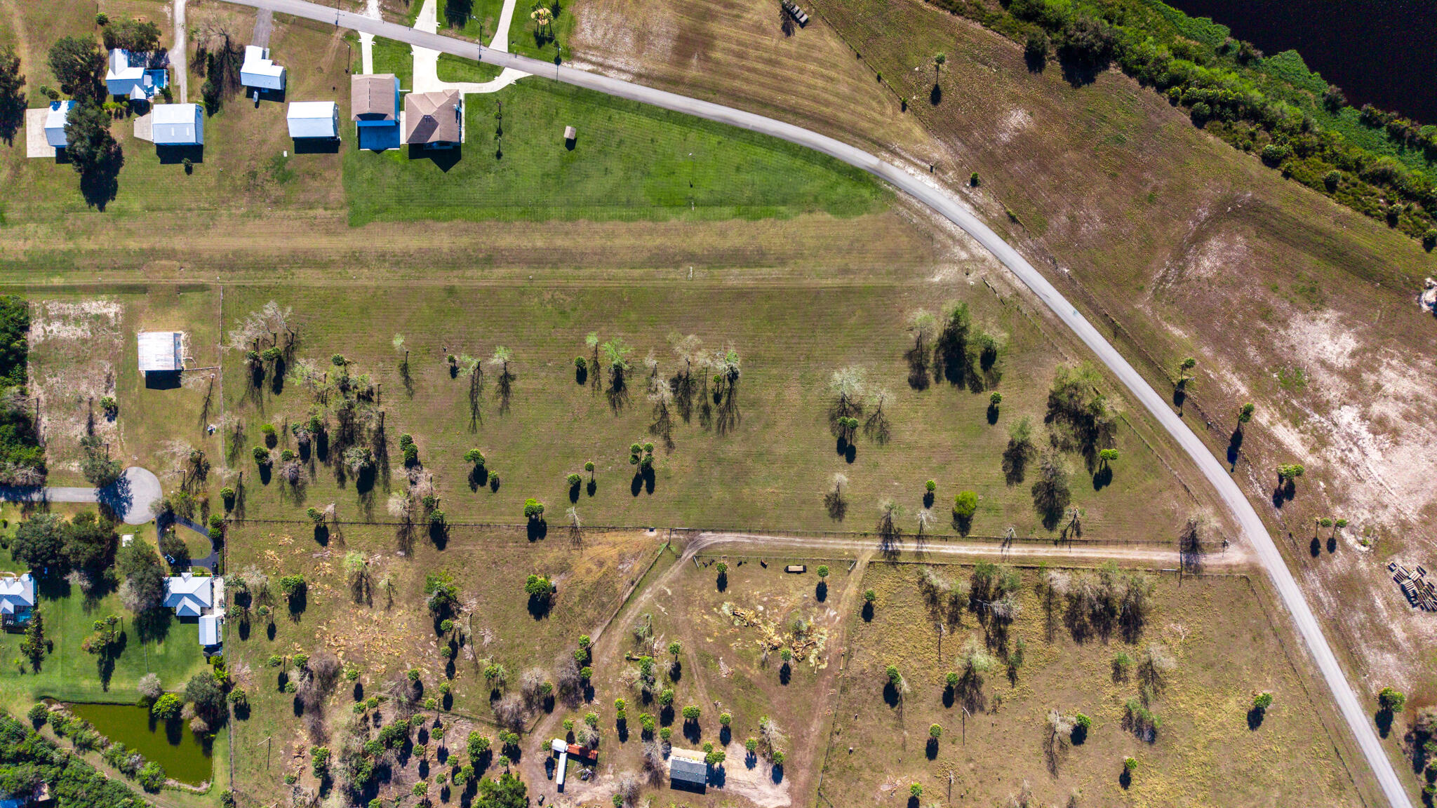 RIVER OAK ACRES - Land