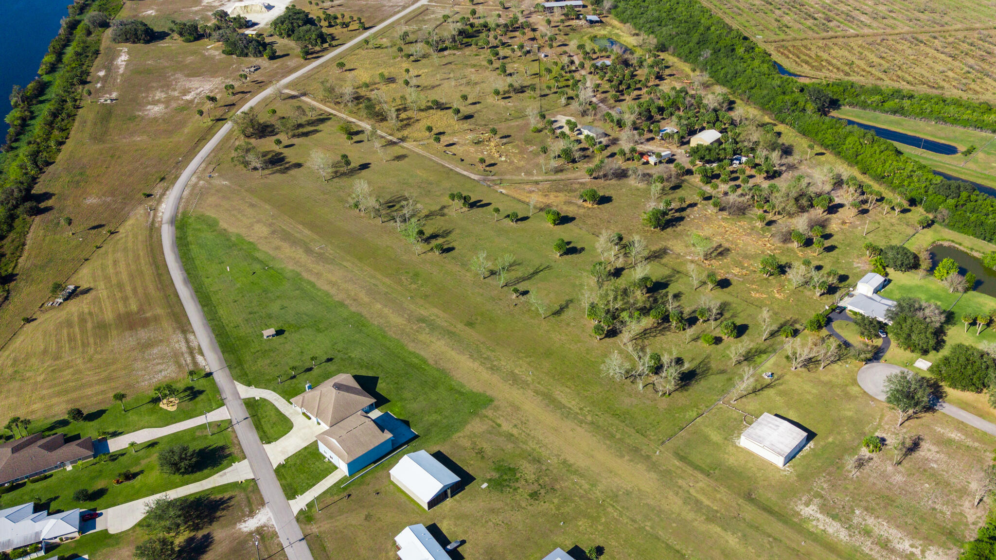 RIVER OAK ACRES - Land