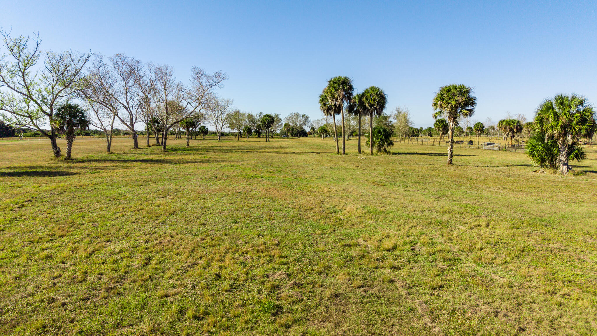 RIVER OAK ACRES - Land
