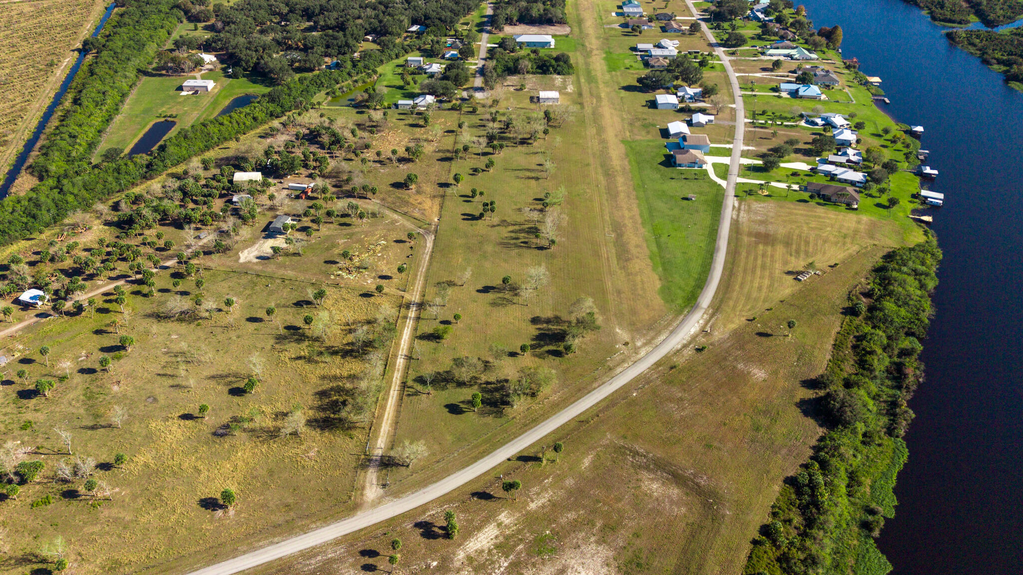 RIVER OAK ACRES - Land