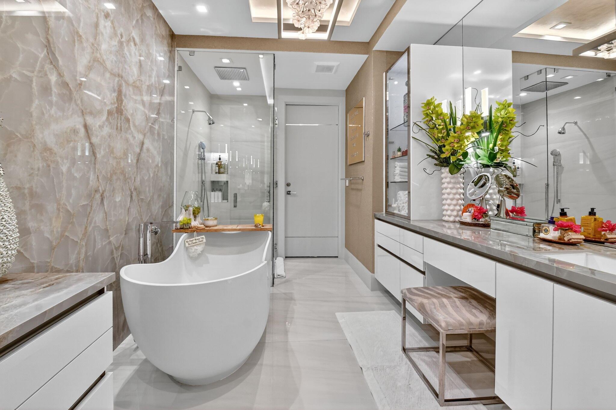 OCEAN DELRAY - Residential