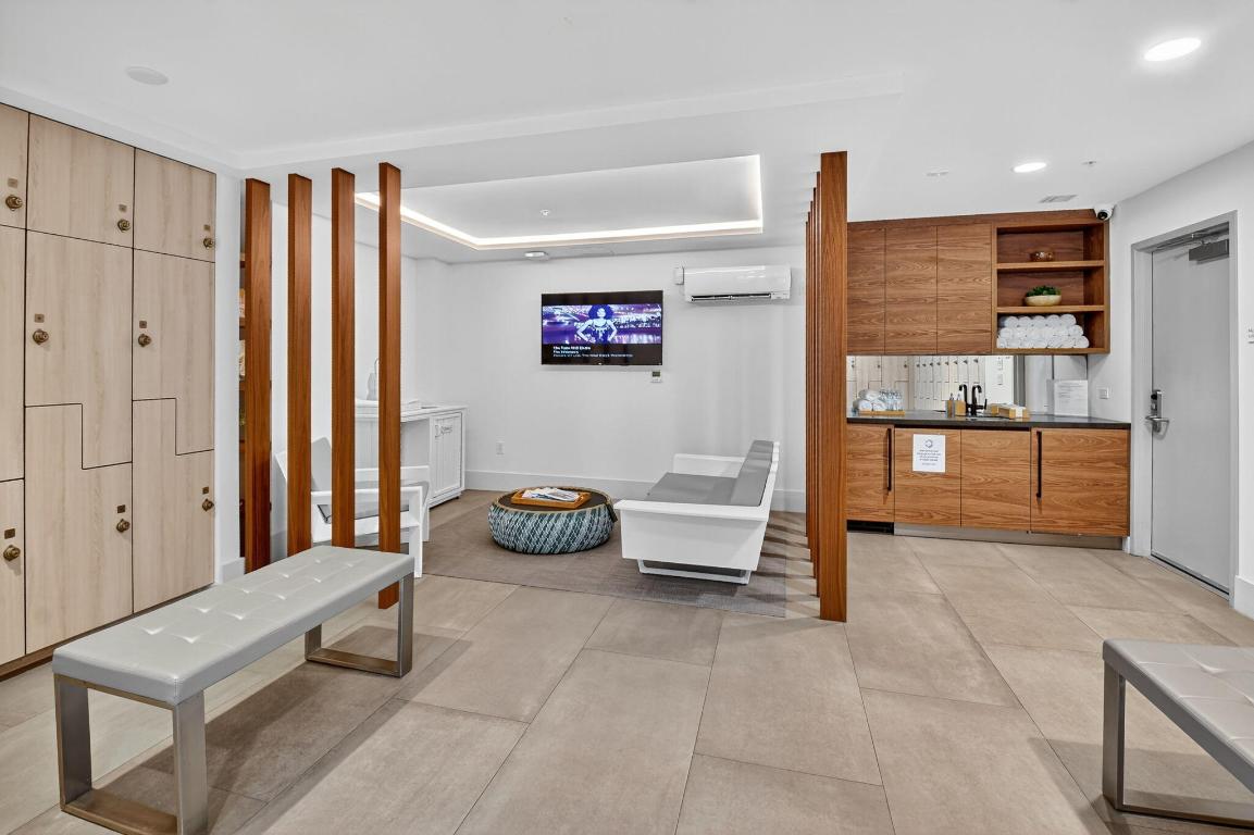 OCEAN DELRAY - Residential