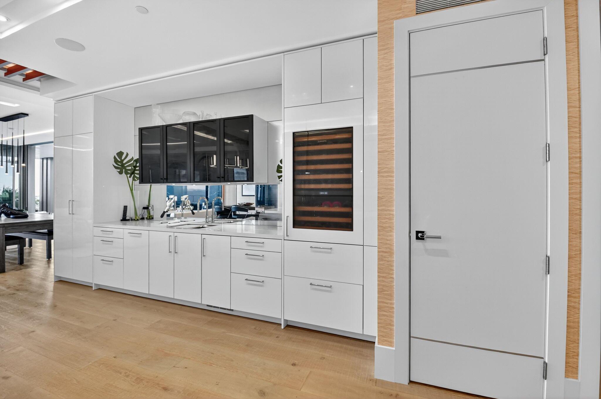 OCEAN DELRAY - Residential