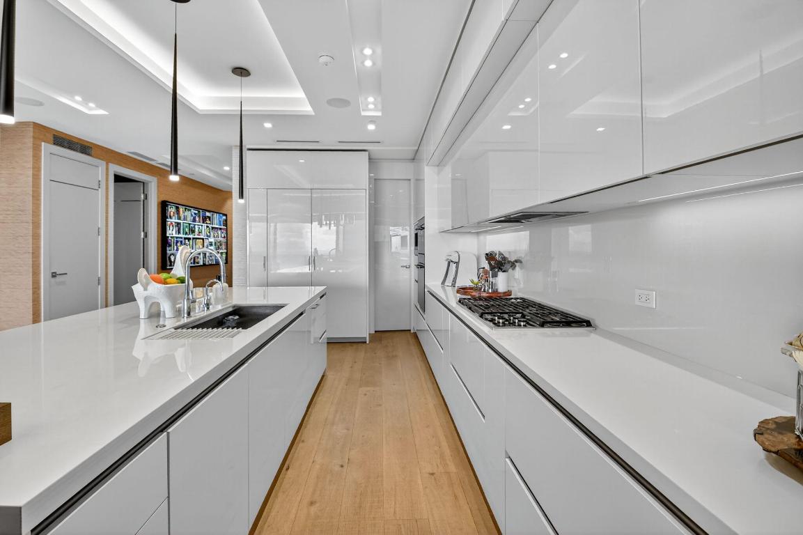 OCEAN DELRAY - Residential