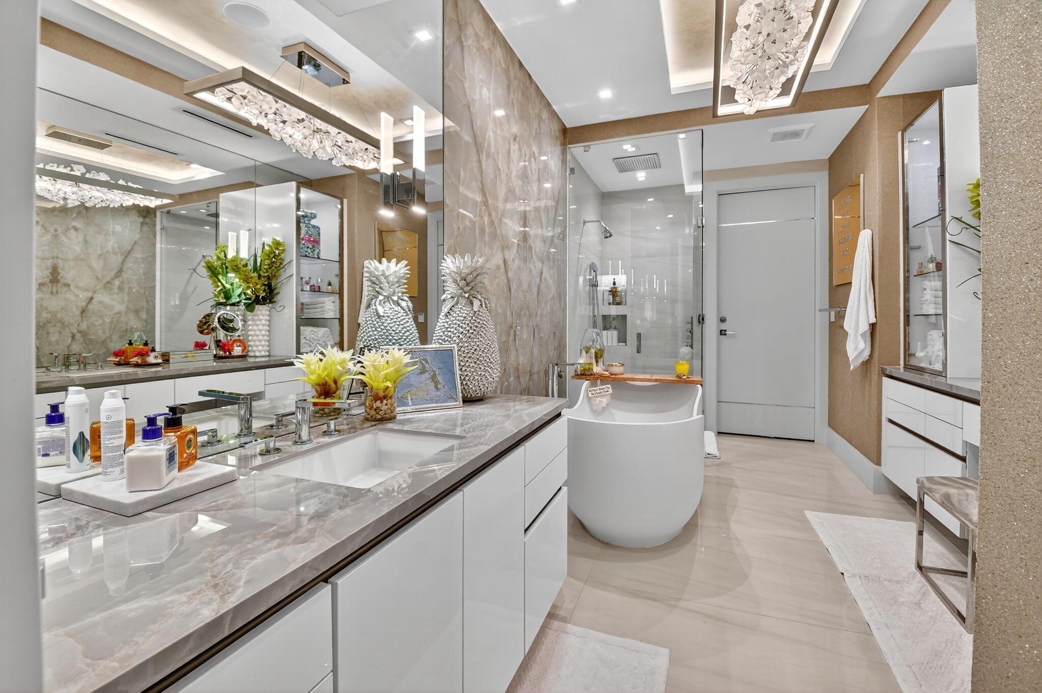 OCEAN DELRAY - Residential