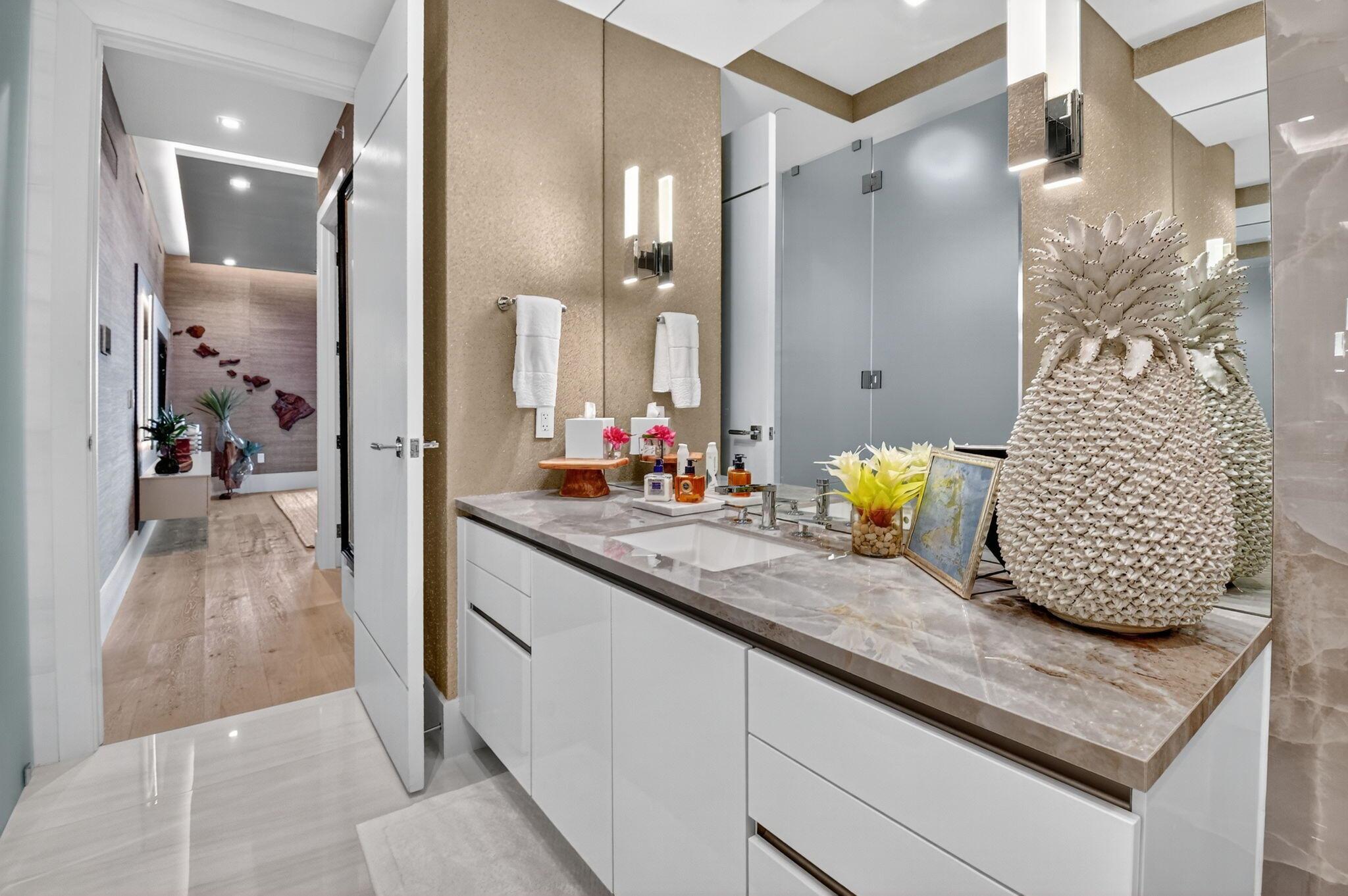 OCEAN DELRAY - Residential