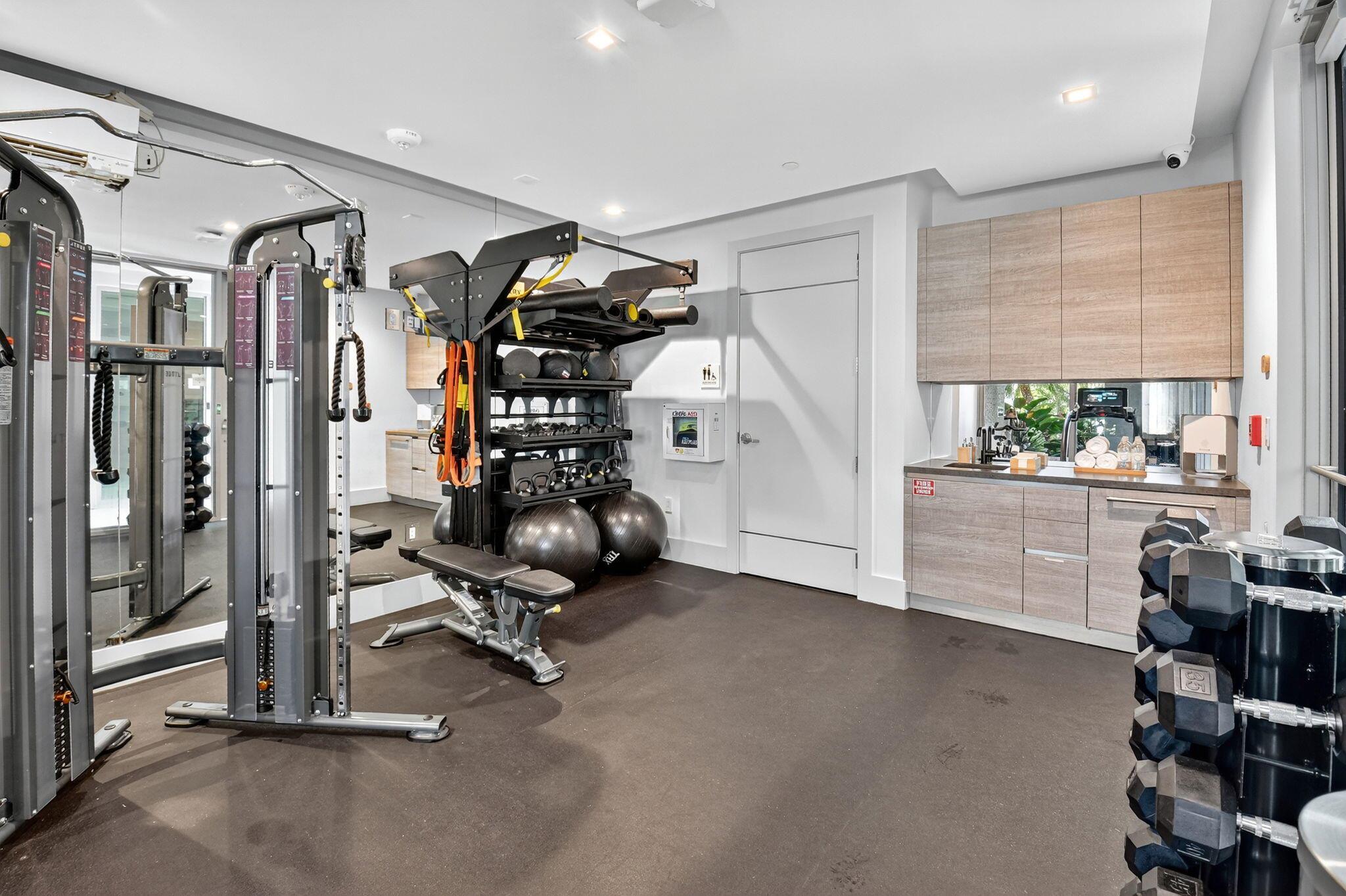 OCEAN DELRAY - Residential