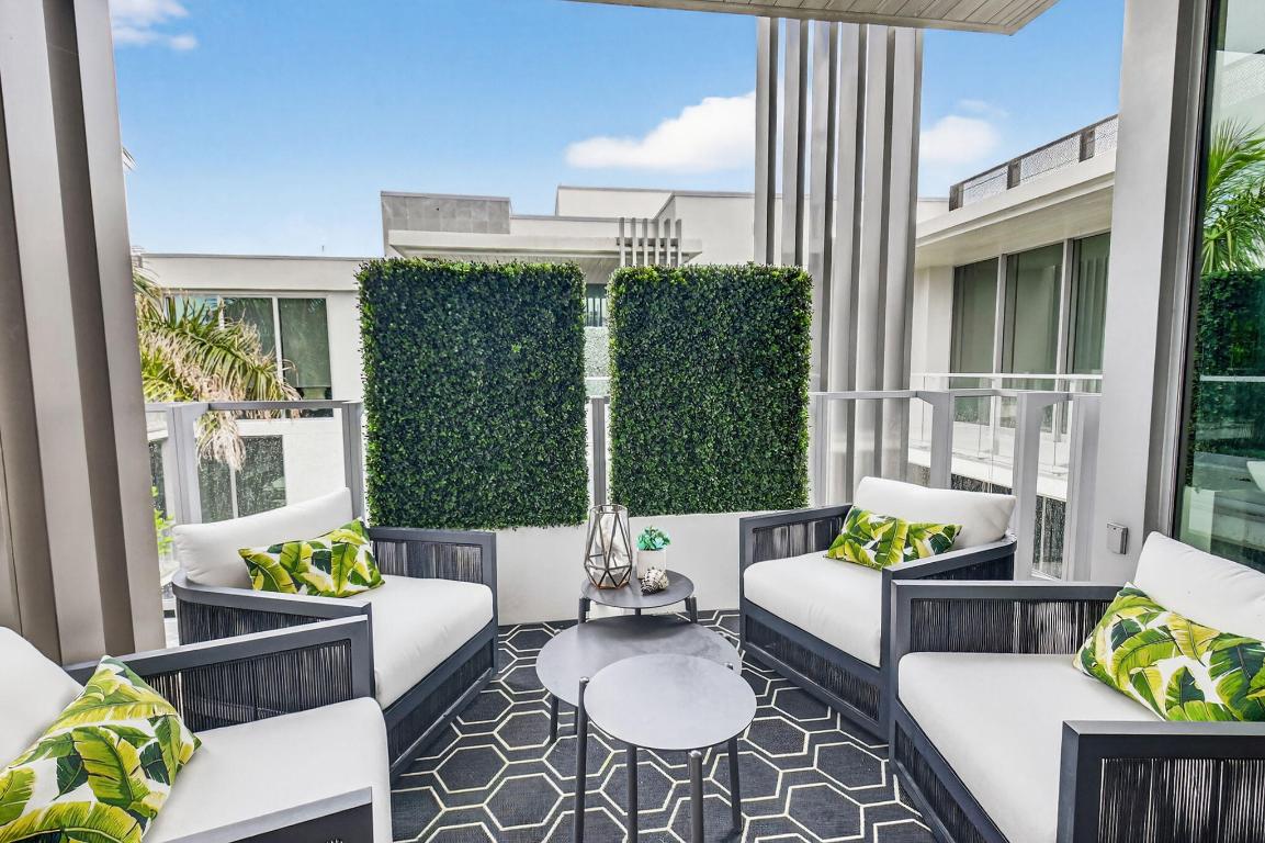 OCEAN DELRAY - Residential