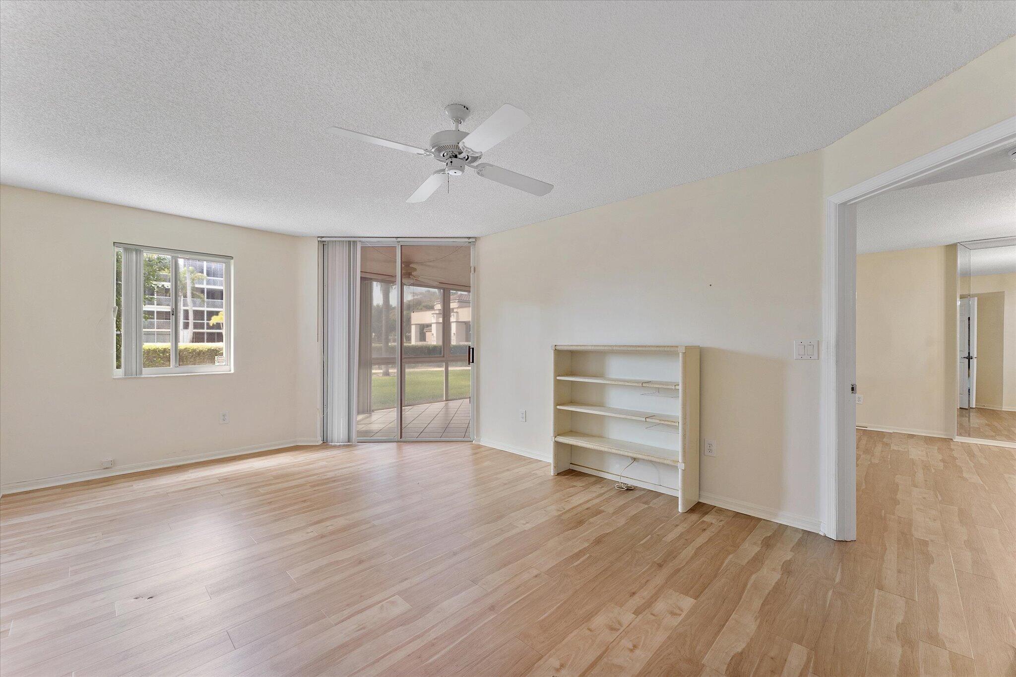 GRANVILLE CONDOMINIUM E - Residential