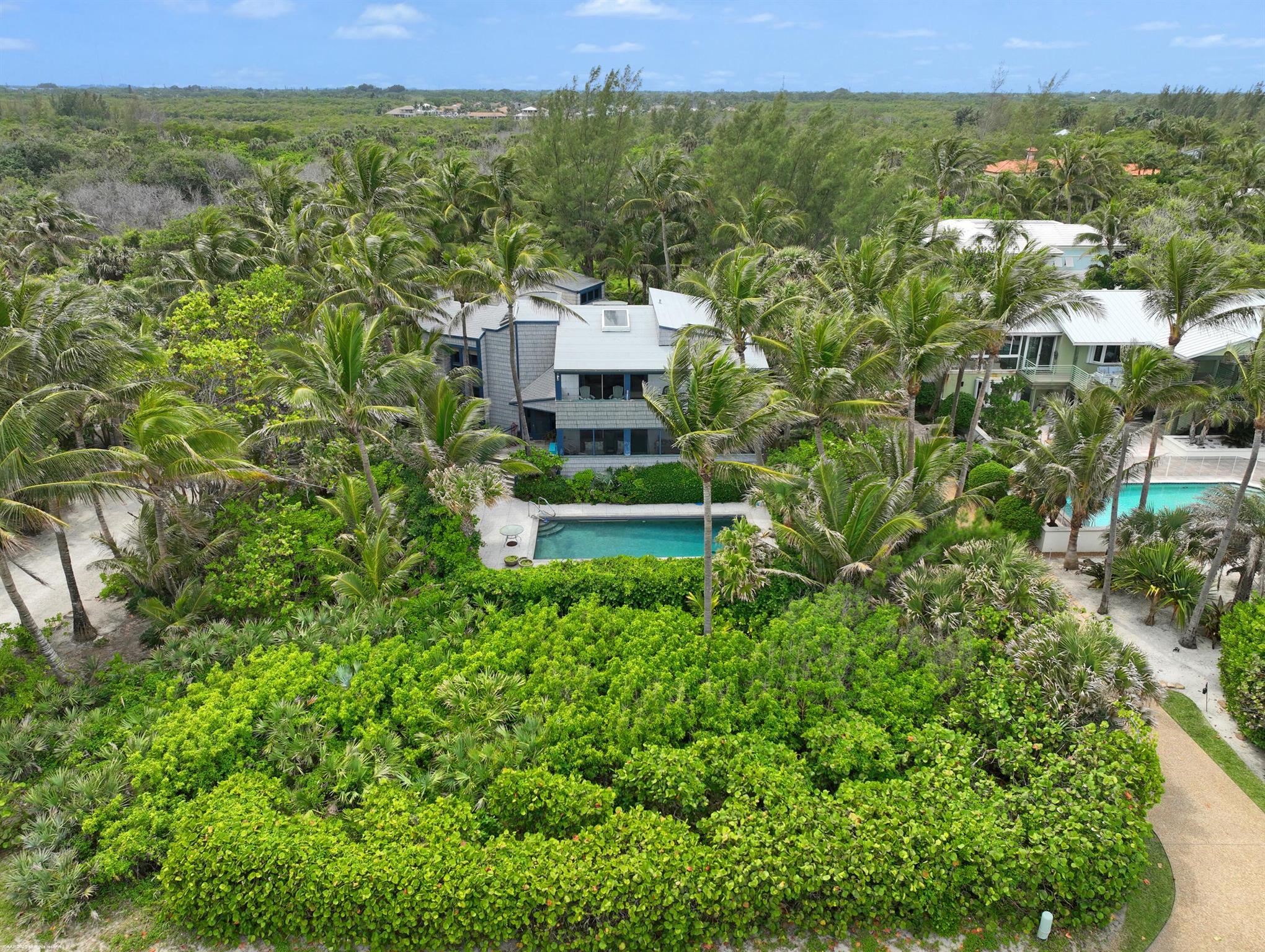 JUPITER ISLAND - Residential