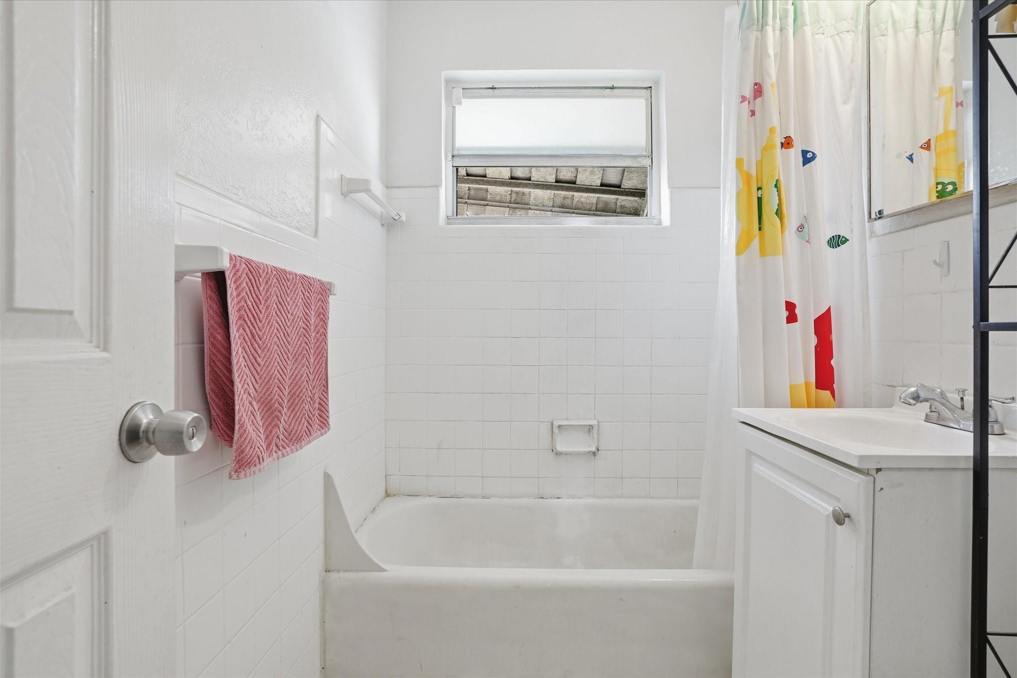 Lake Forest Sec 2 34-23 B - Residential