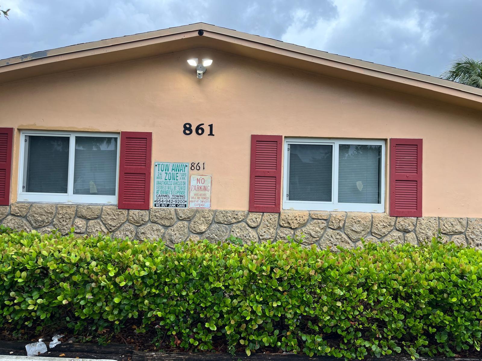 BEAUTIFUL 2/1 UNIT*** IMPACT WINDOWS & DOORS *** LOCATED IN THE HEART AND DESIRABLE AREA OF POMPANO BEACH*** THIS ONE WILL NOT LAST...