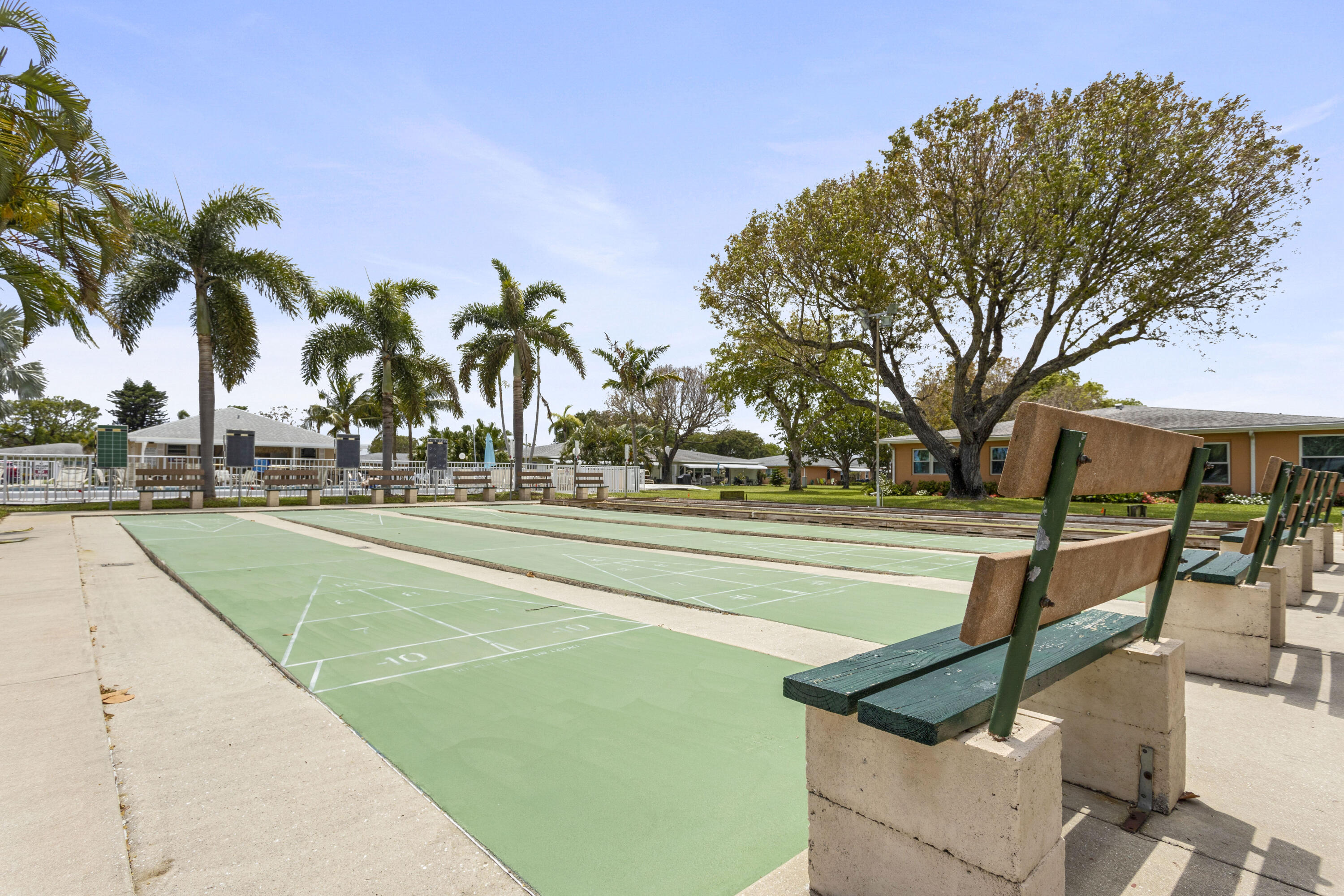 HIGH POINT CONDO SEC 4 - Residential