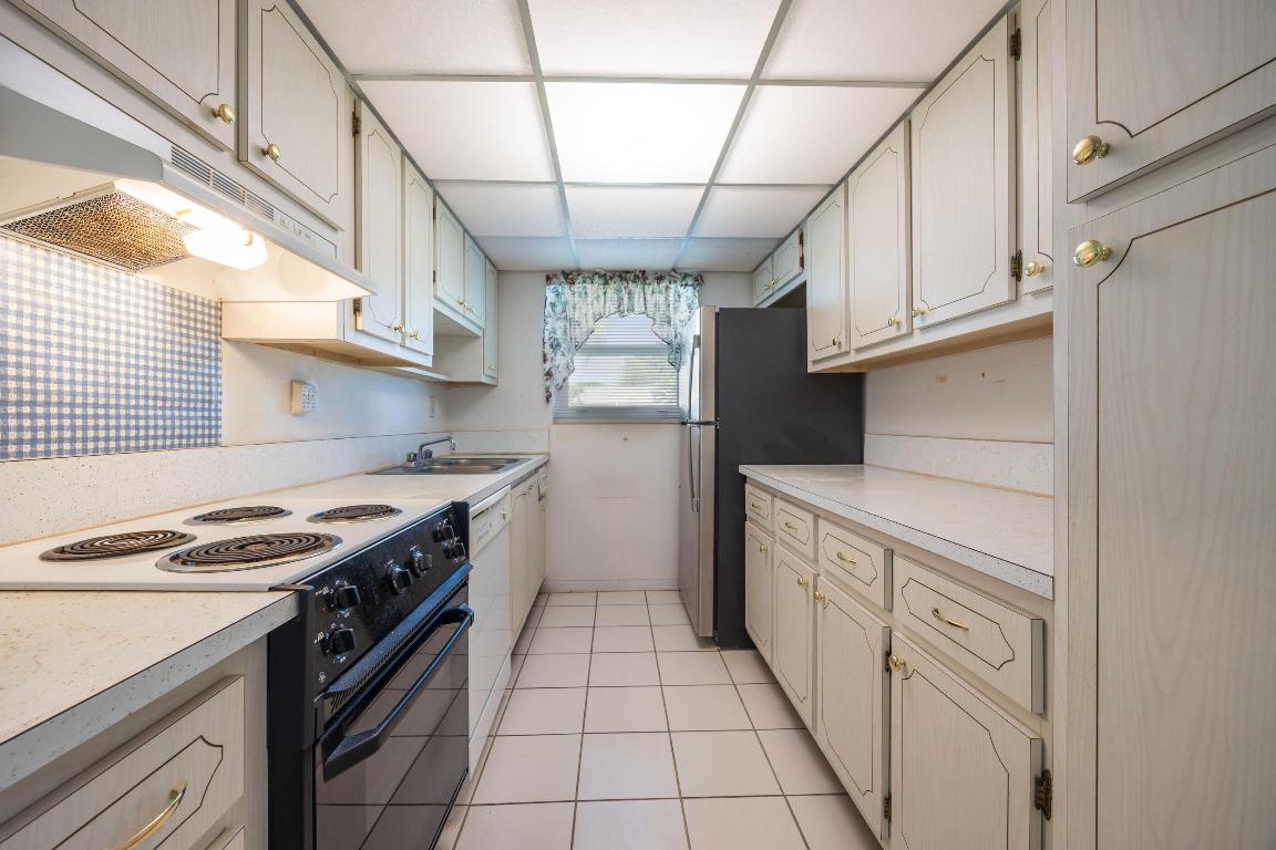 280 High Point Boulevard C