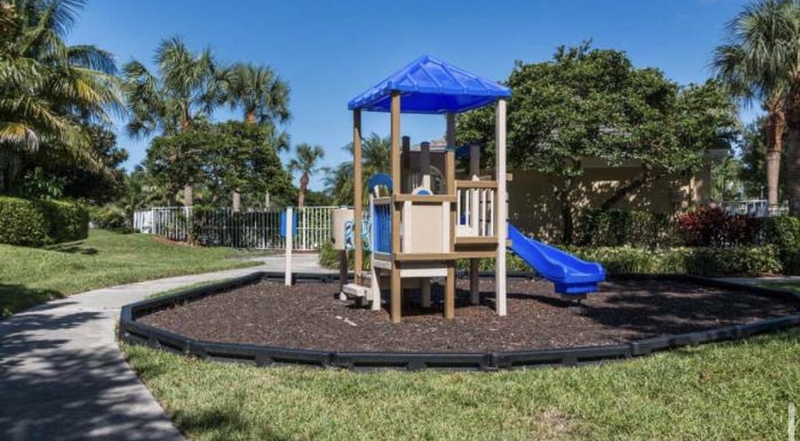 SABAL LAKES PH 1 - Residential