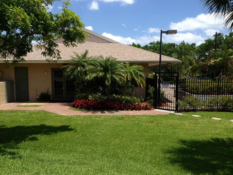 A home in Deerfield Beach