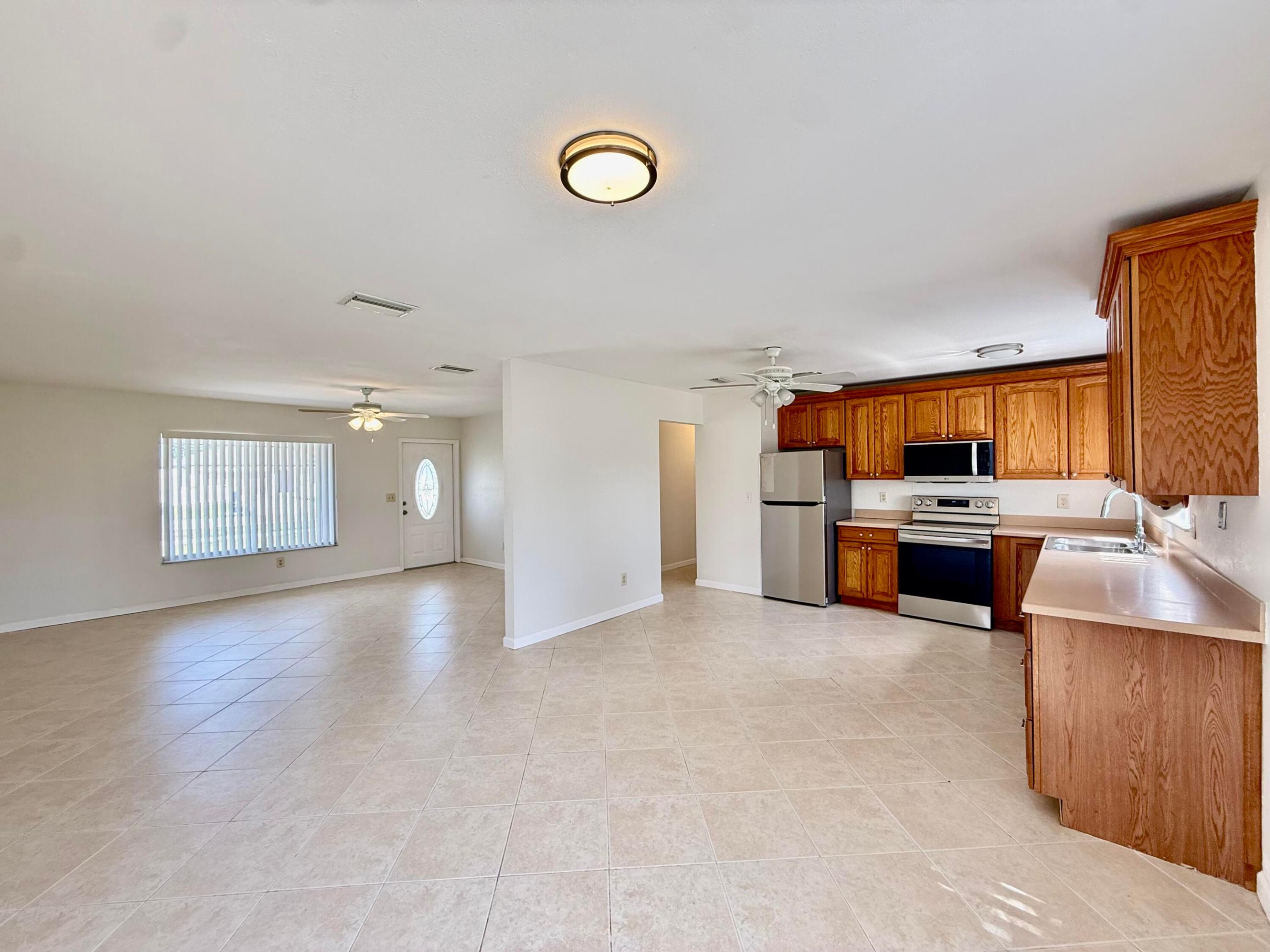 PORT ST LUCIE SECTION 41 - Residential