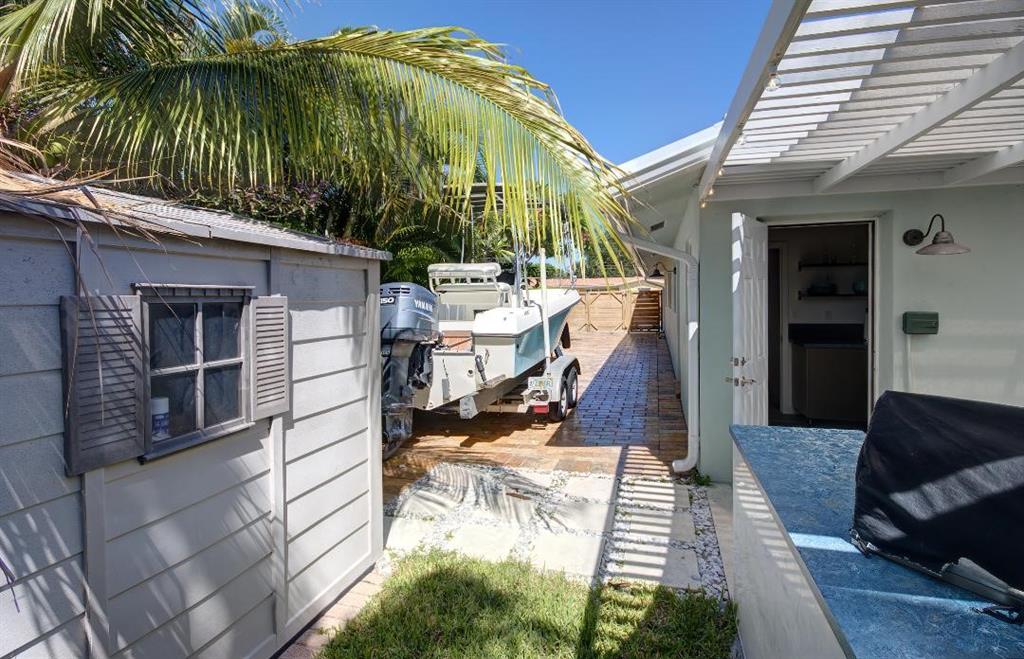 BOCA RATON SQUARE unit 19 - Residential