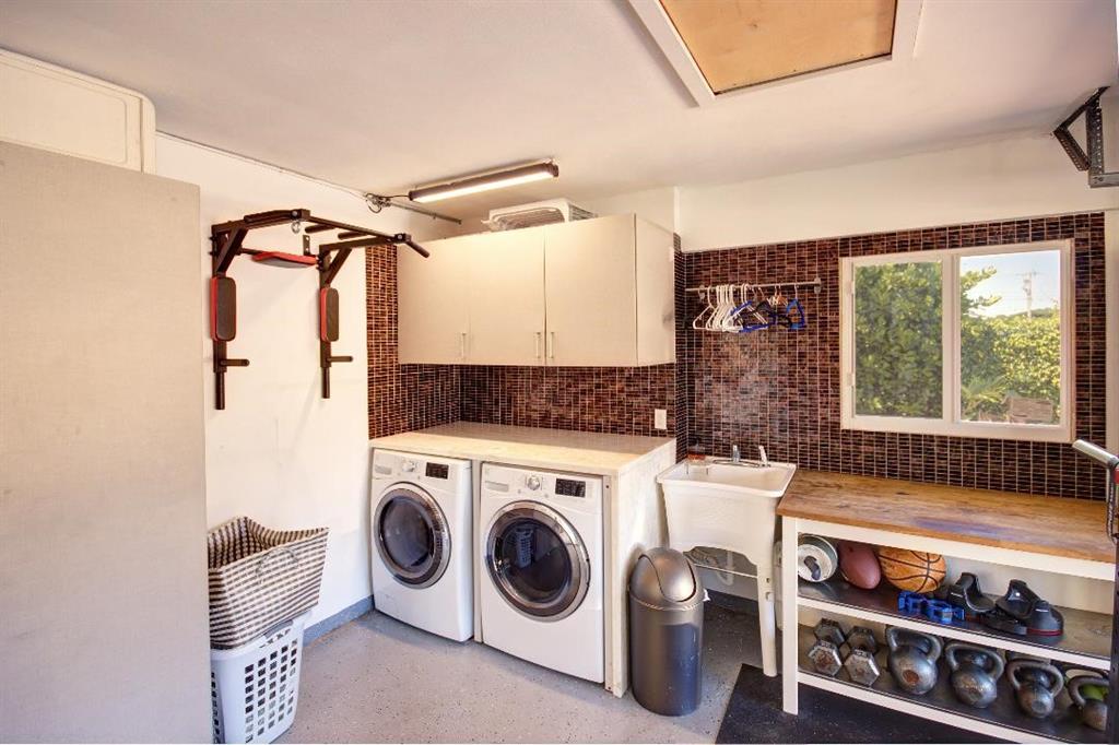 BOCA RATON SQUARE unit 19 - Residential