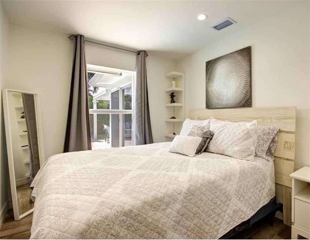 BOCA RATON SQUARE unit 19 - Residential