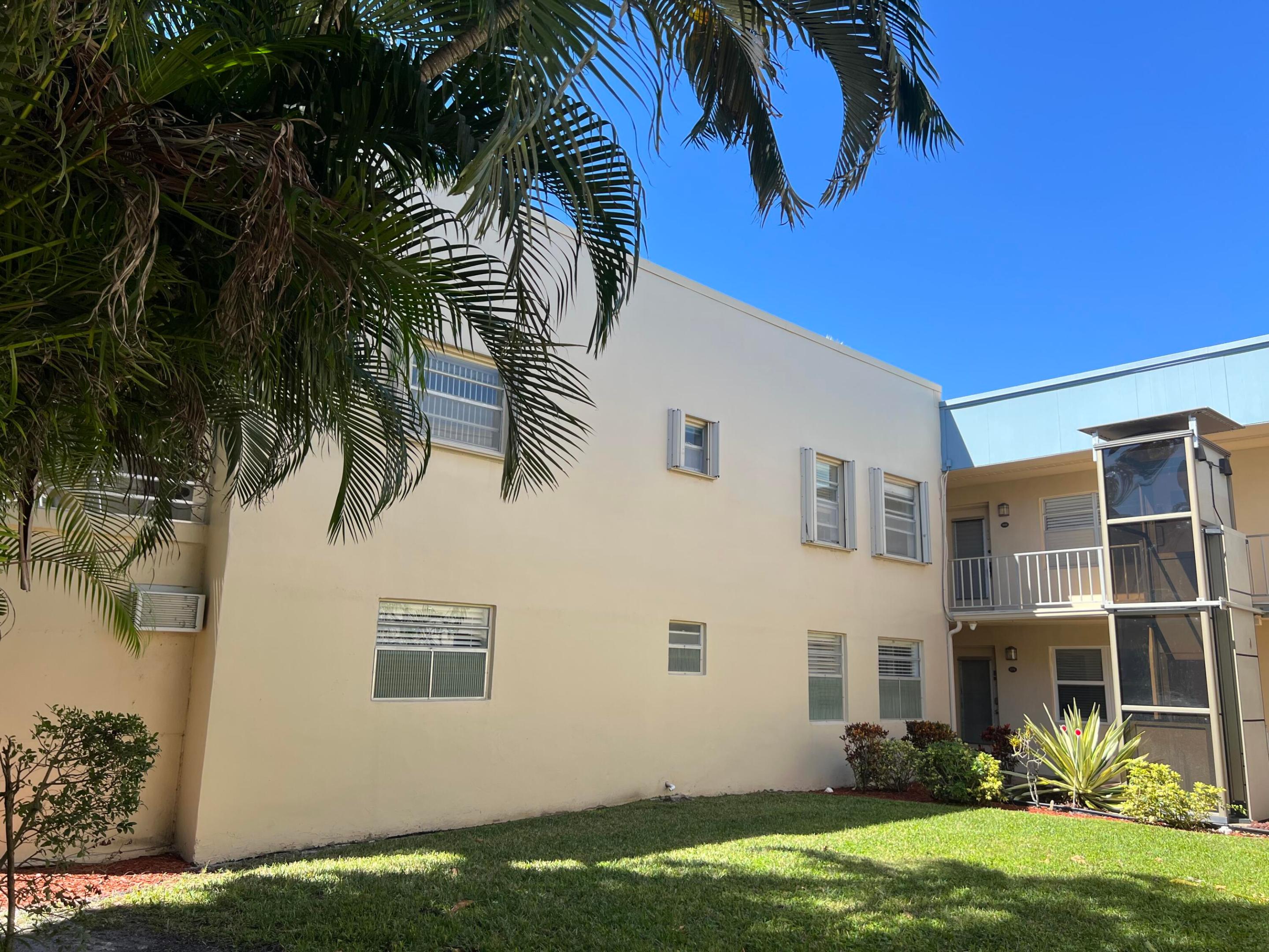 KINGS POINT FLANDERS CONDOS - Residential