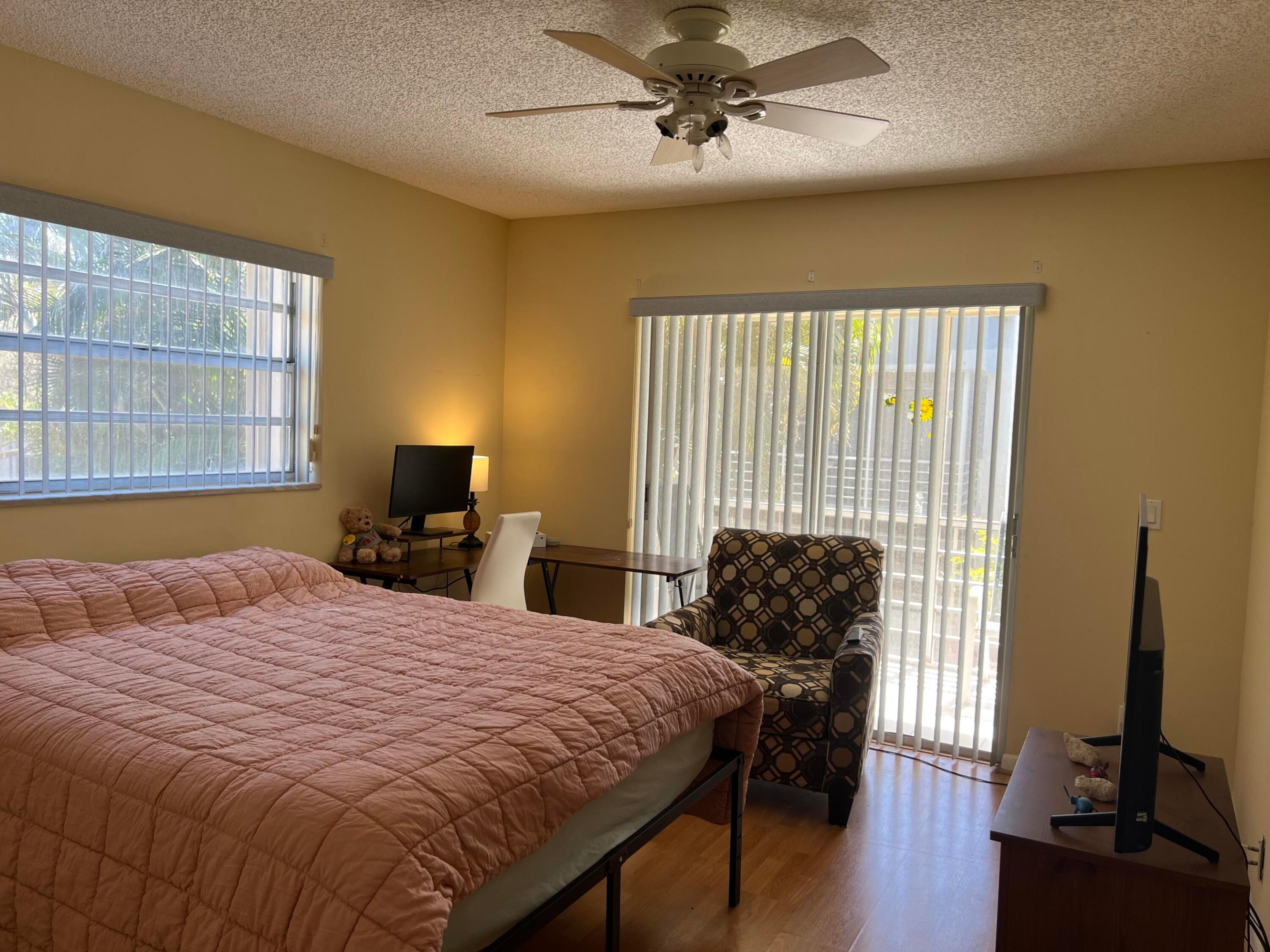 KINGS POINT FLANDERS CONDOS - Residential