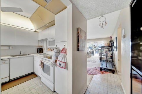 Tiny photo for 3100 Holiday Springs Boulevard #305, Margate, FL 33063 (MLS # B26041959)