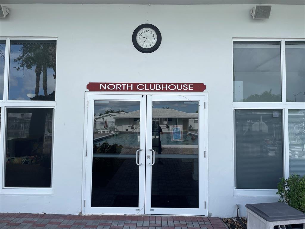 2701 E Golf Blvd 2009