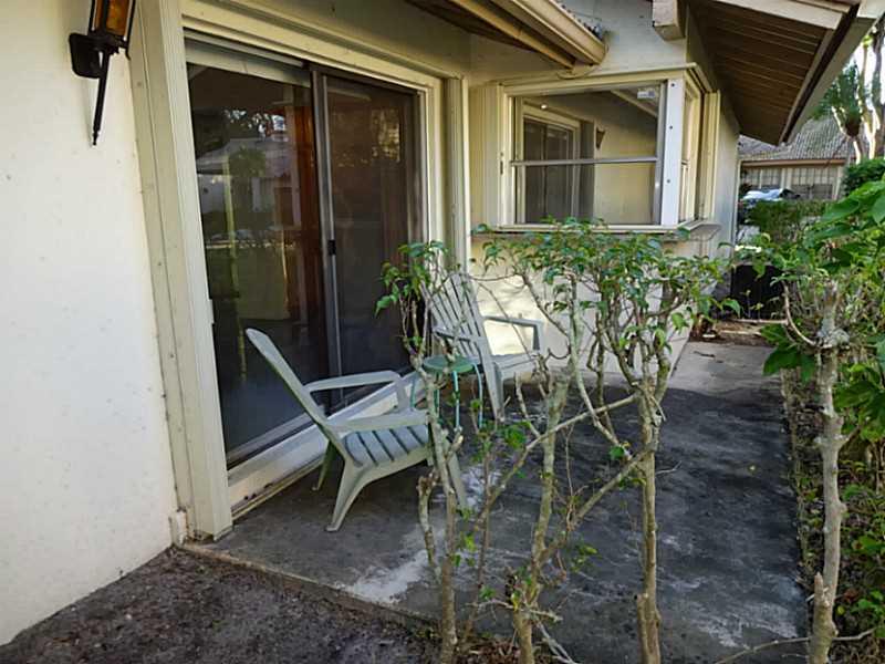 HILLS OF INVERRARY - Residential Lease