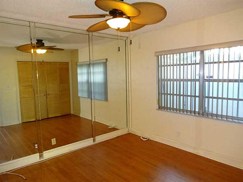 HILLS OF INVERRARY - Residential Lease