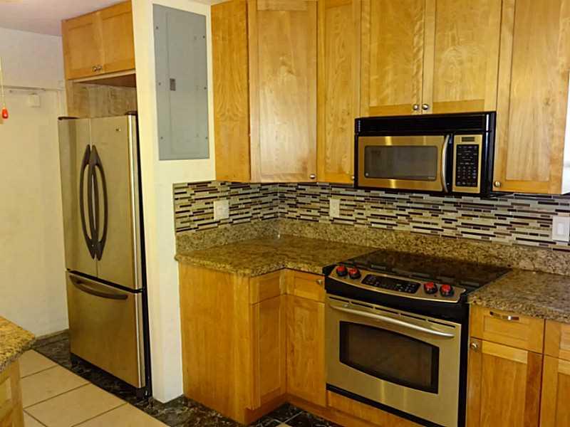 HILLS OF INVERRARY - Residential Lease