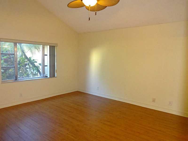 HILLS OF INVERRARY - Residential Lease