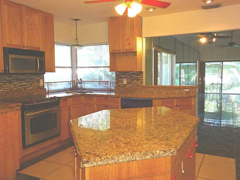 HILLS OF INVERRARY - Residential Lease