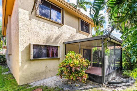 A home in Deerfield Beach