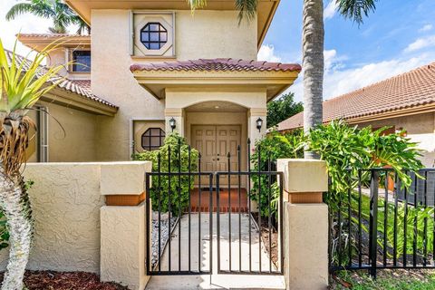 A home in Deerfield Beach