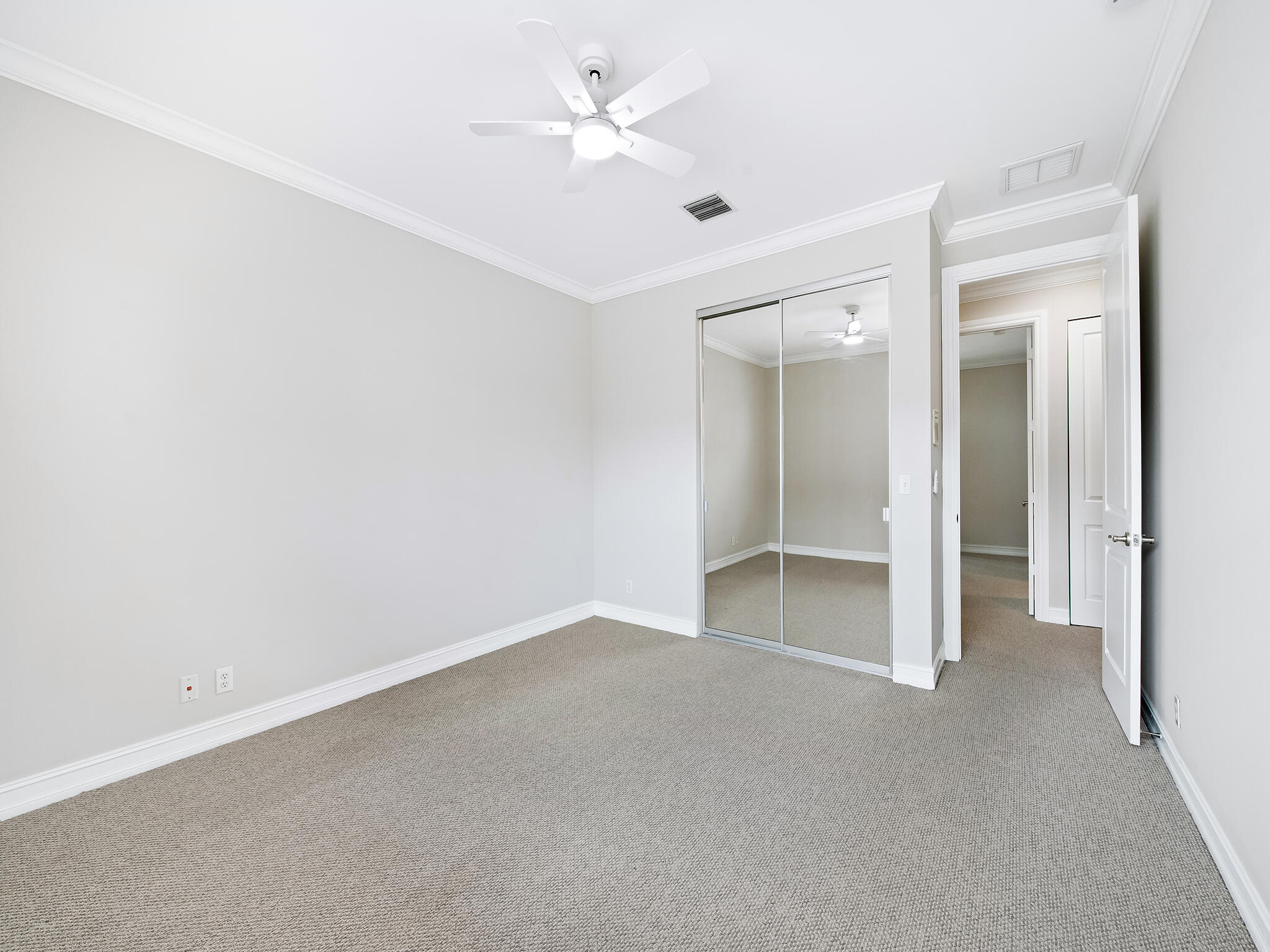 MAINSTREET TOWNHOMES II - Residential