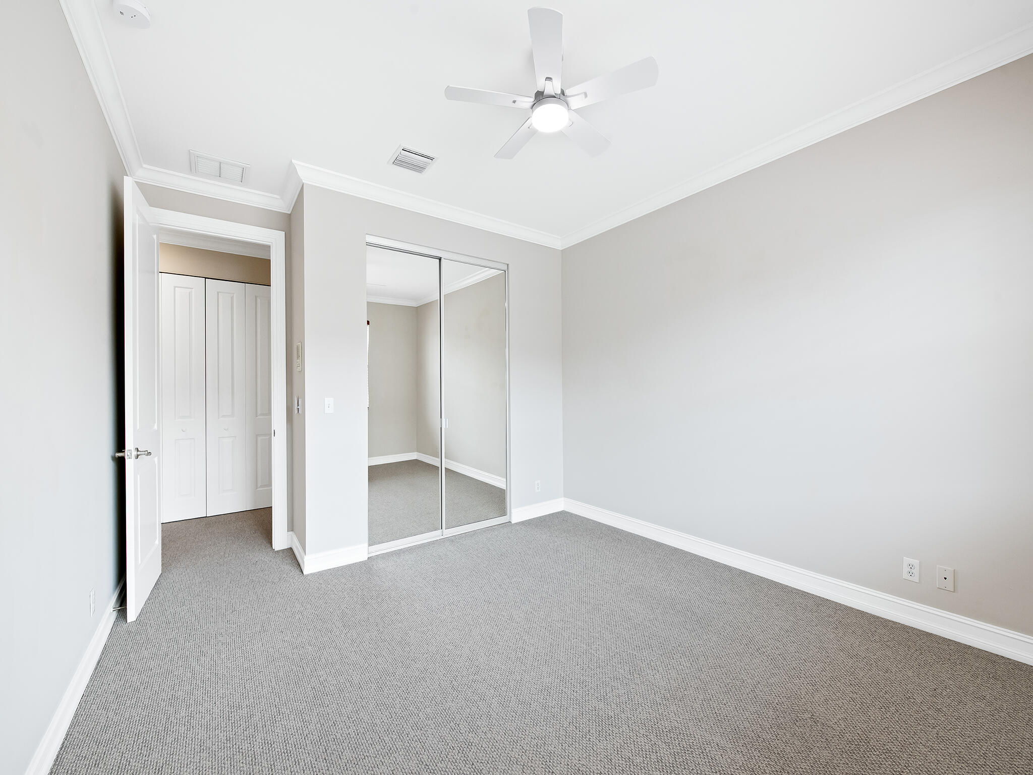 MAINSTREET TOWNHOMES II - Residential