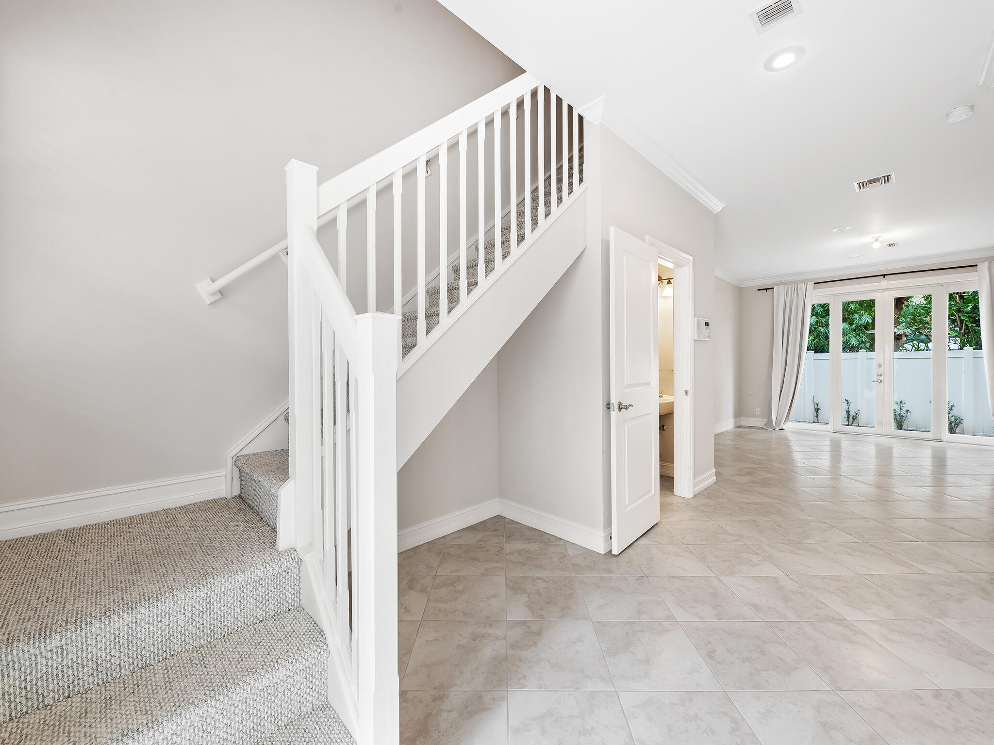 MAINSTREET TOWNHOMES II - Residential