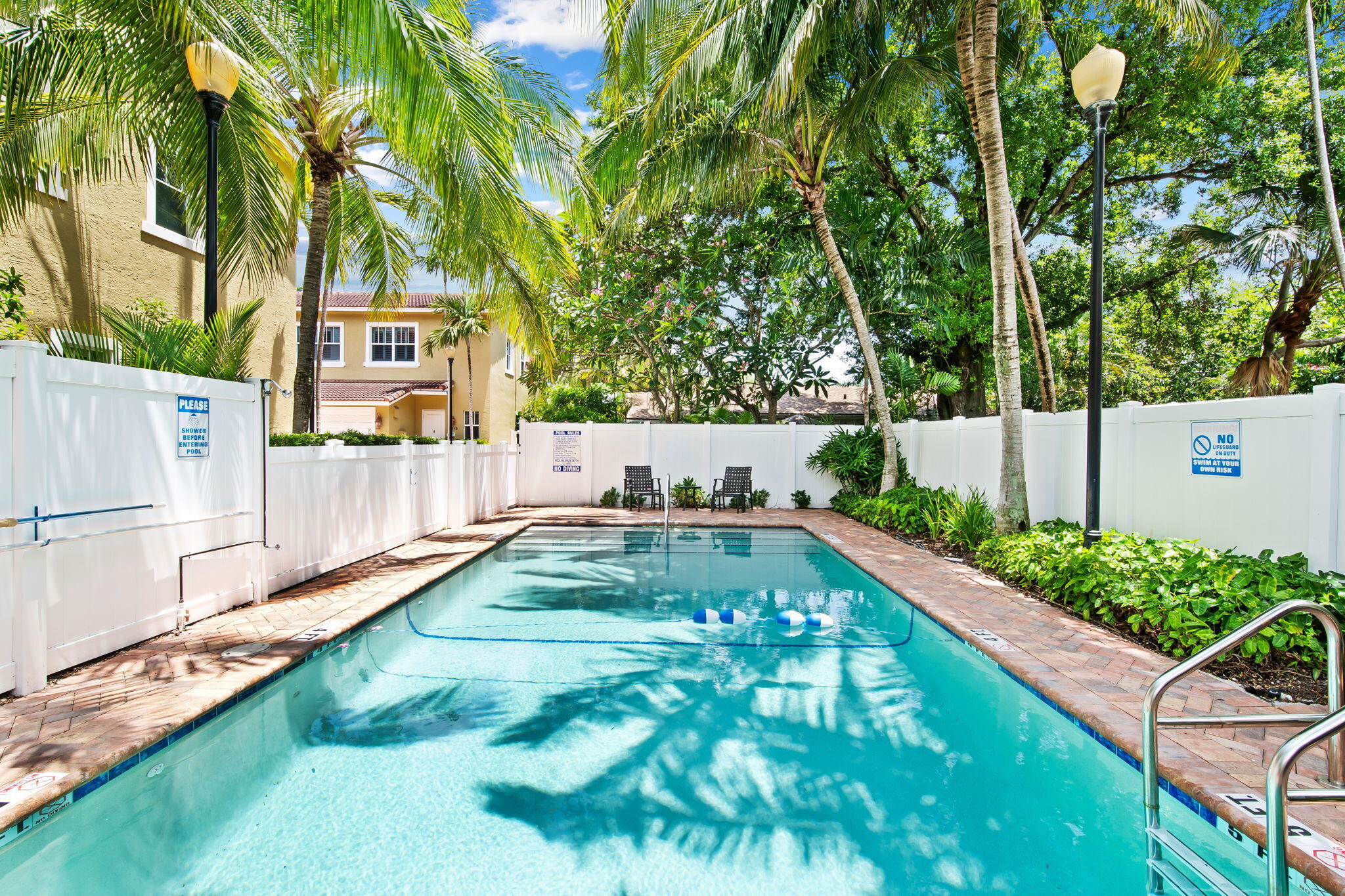 MAINSTREET TOWNHOMES II - Residential