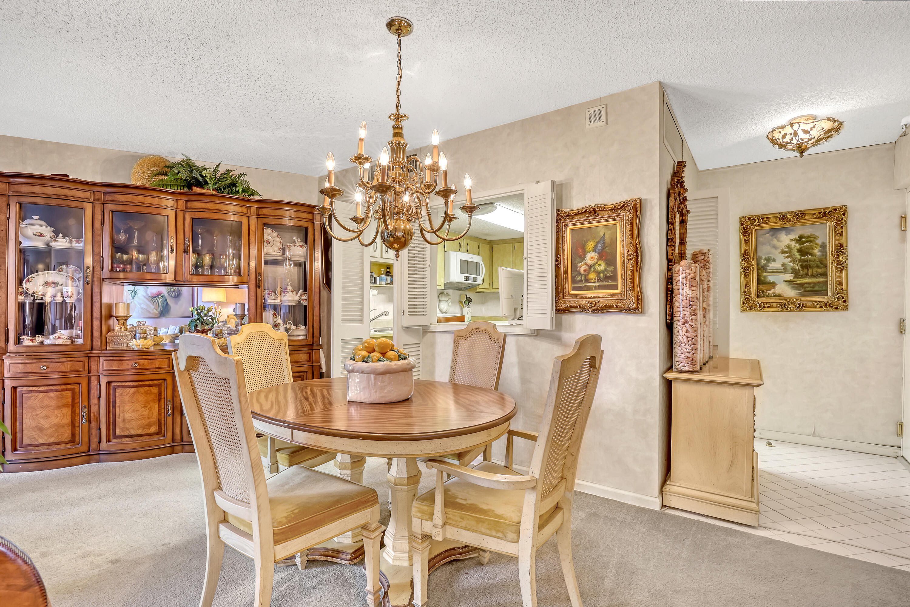 PHOENIX TOWERS CONDOMINIUMS - Residential Lease