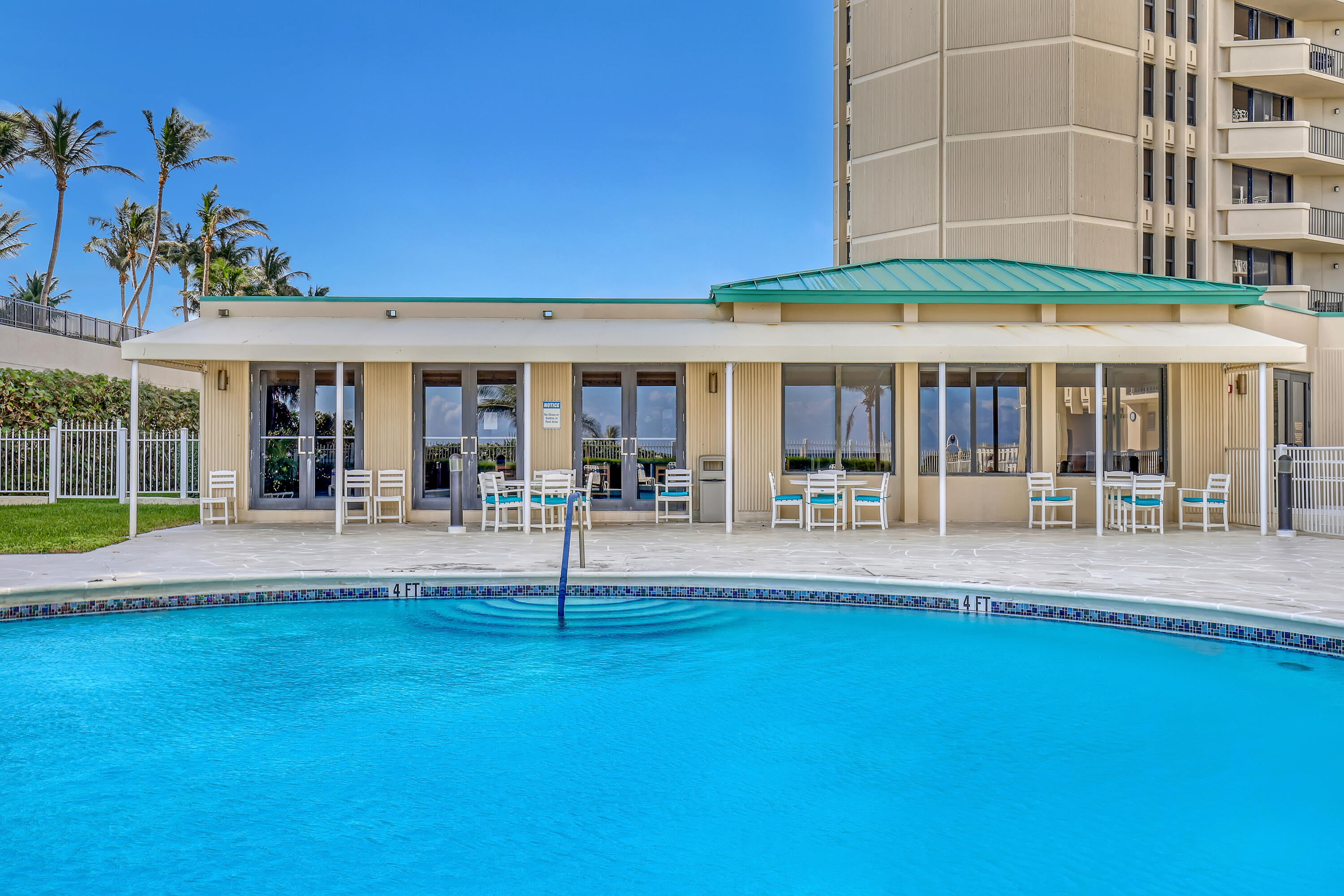 PHOENIX TOWERS CONDOMINIUMS - Residential Lease