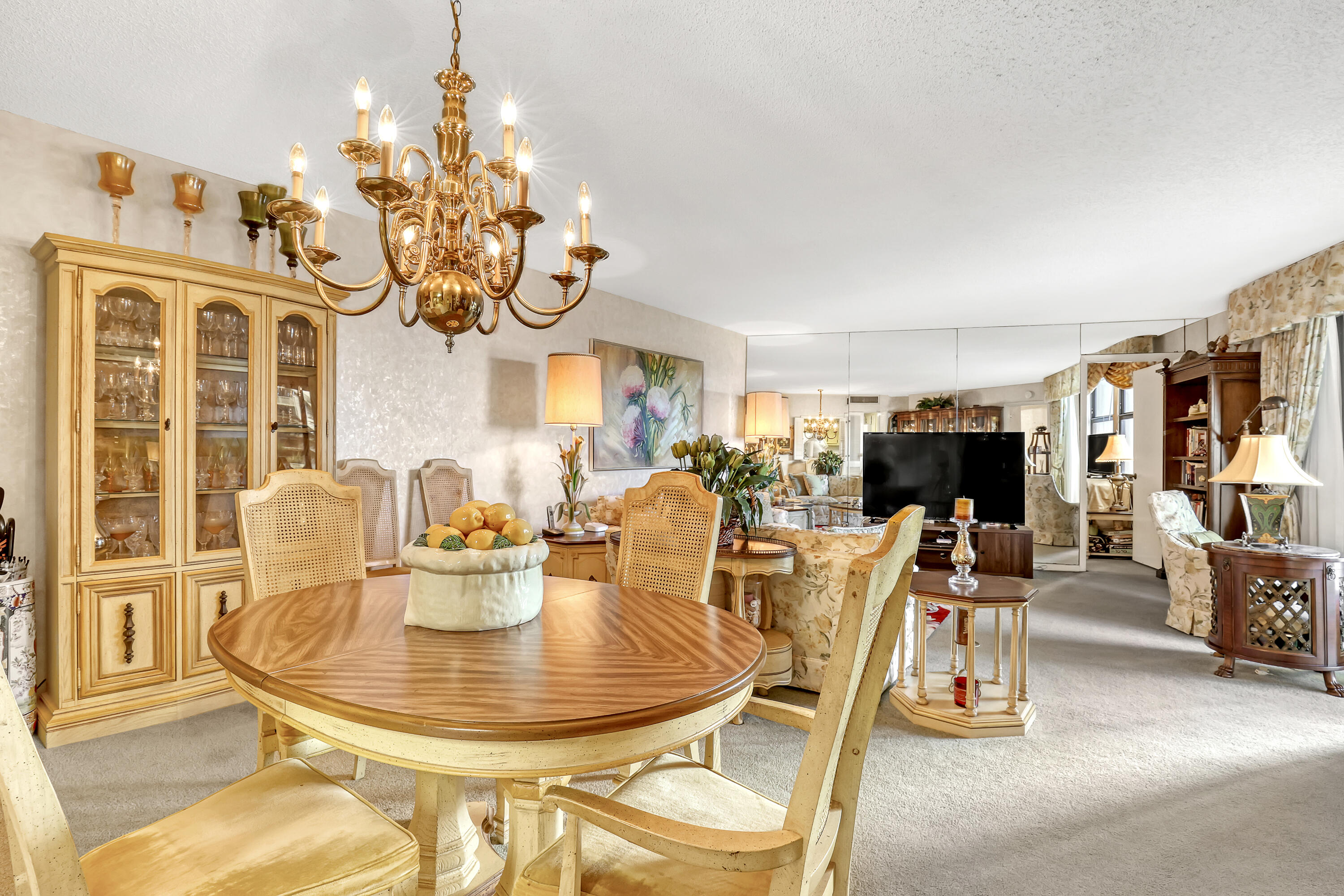 PHOENIX TOWERS CONDOMINIUMS - Residential Lease