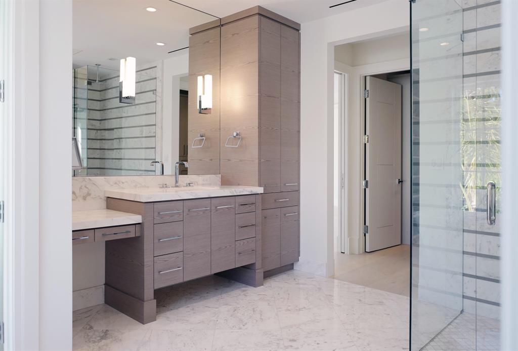 OCEAN PARK H W ROBBINS - Residential